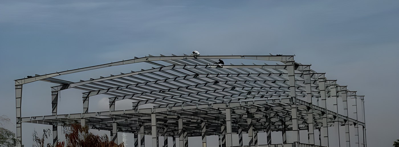 EMC 8 free-span top floor structure